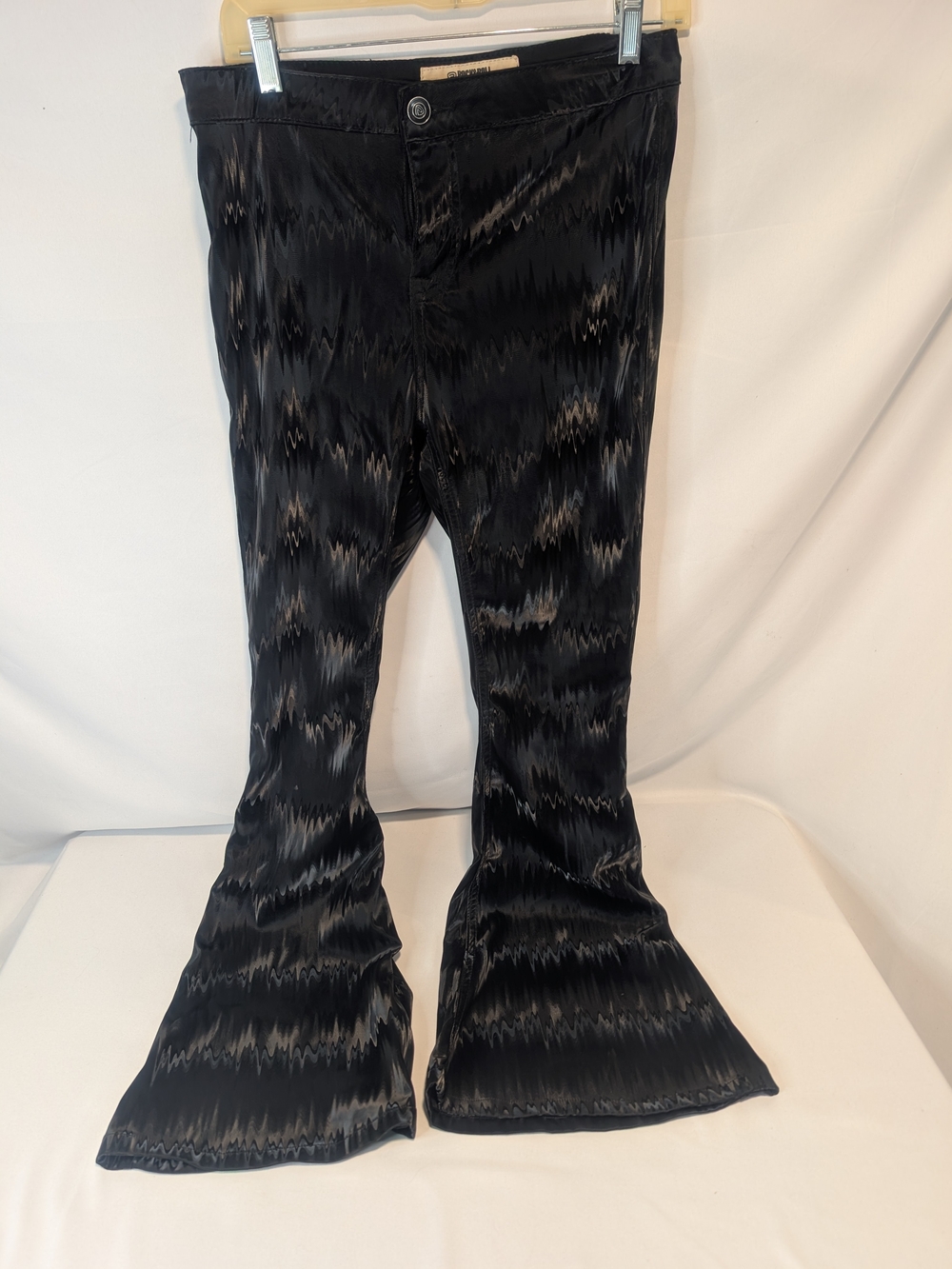 Rock & Roll Denim Women's Black Flare Jeans - Sleek Patterned Wide Leg 28x32